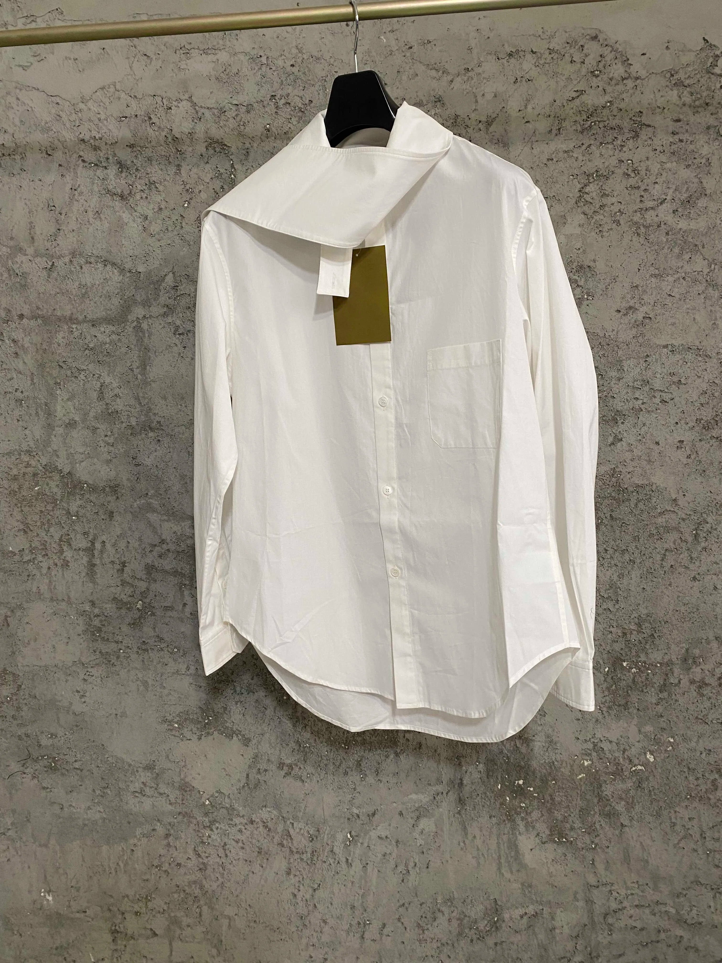 Design the collar, irregular shirt, cellulose, asymmetrical hem, coat shirt
